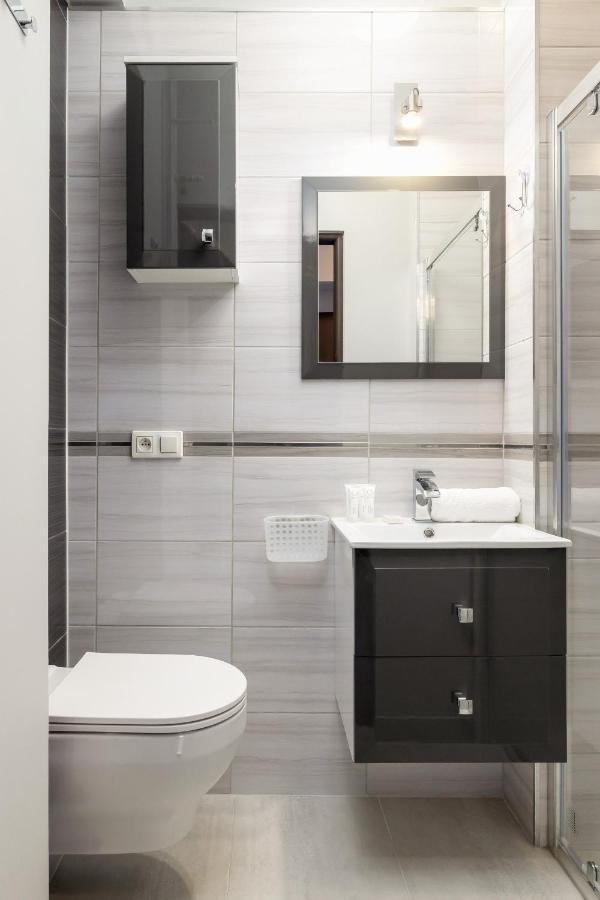 Stylish Korfantego Apartment Next To Spodek By Noclegi Renters كاتوفيتسه المظهر الخارجي الصورة