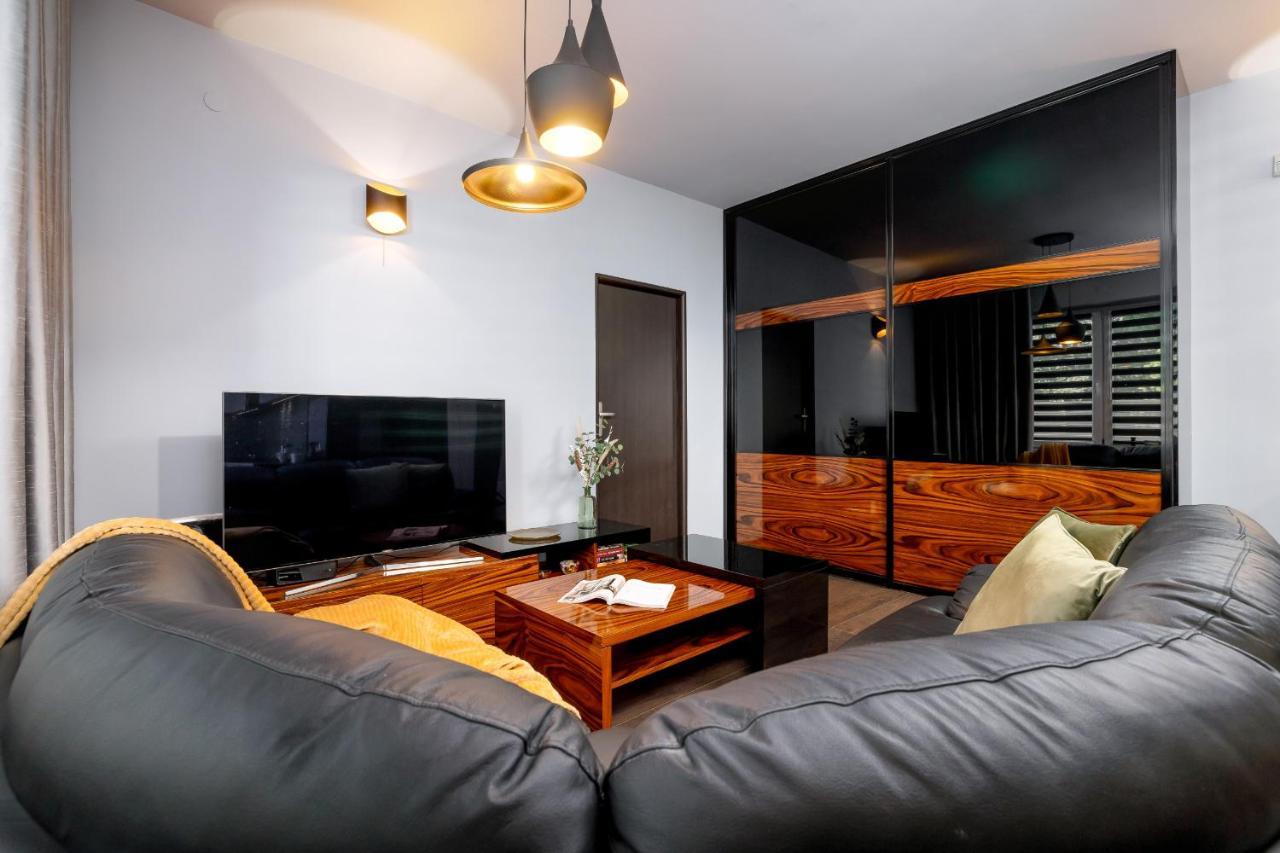 Stylish Korfantego Apartment Next To Spodek By Noclegi Renters كاتوفيتسه المظهر الخارجي الصورة